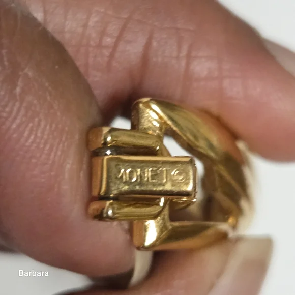 Vintage Monet Gold Plated Open-Work Link Bracelet - Picture 4 of 6